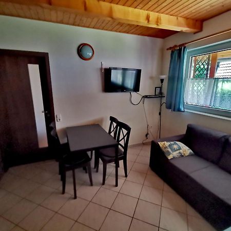Nemeth Apartmanhaz Balatongyörök المظهر الخارجي الصورة