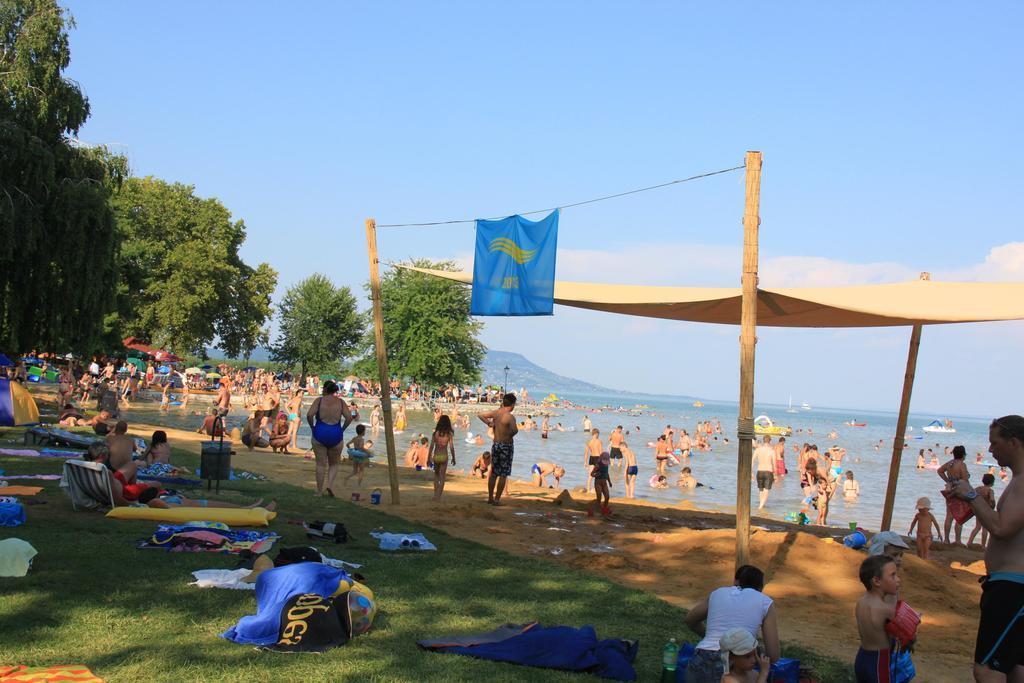 Nemeth Apartmanhaz Balatongyörök المظهر الخارجي الصورة