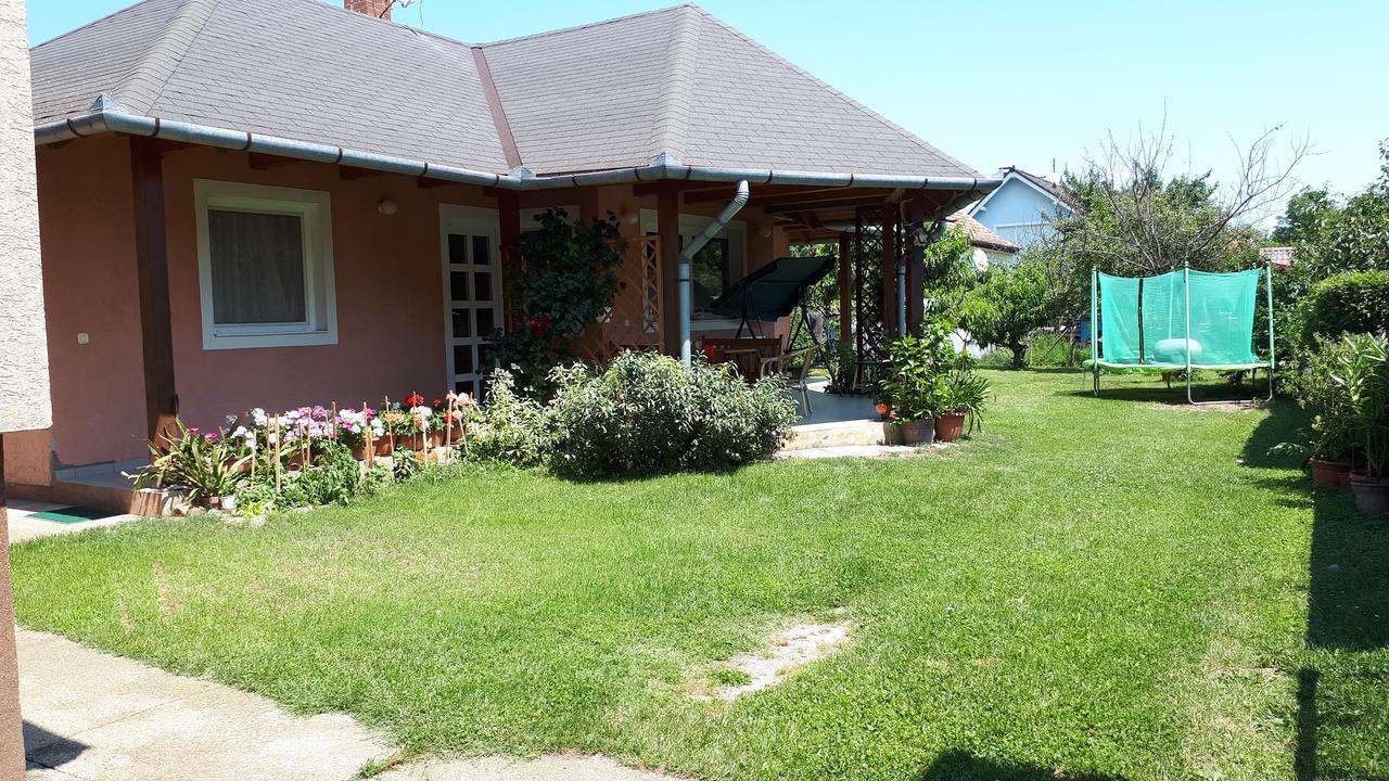 Nemeth Apartmanhaz Balatongyörök المظهر الخارجي الصورة